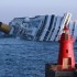 Concordia: la nave si muove, stop alle ricerche