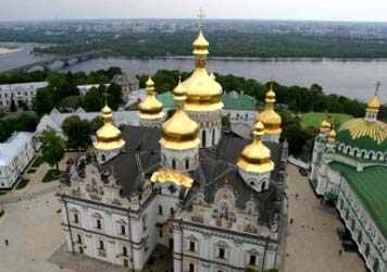 Viaggio a Kiev: la madre delle città russe tra arte, musei, tramonti sul fiume Dnepr e una vita notturna scatenata