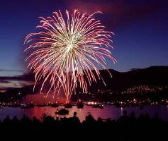 eventi-campionato-mondiale-fuochi-d-artificio-sui-laghi-piemontesi-dal-26-luglio-al-30-agosto.jpg